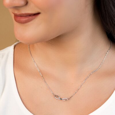 Sleek Infinity Necklace (Silver)